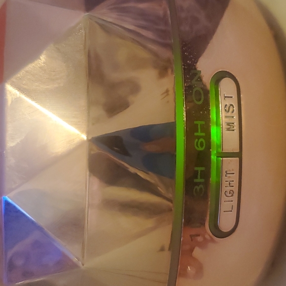 LED Color Changing Essential Oil Mist Diffuser - Picture 5 of 16